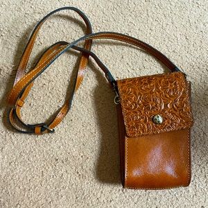 Patricia Nash Crossbody phone and card carrier